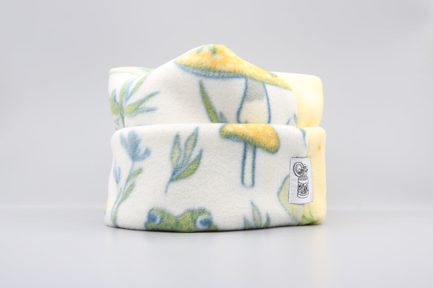 Mushroom Frogs/Yellow Flowers