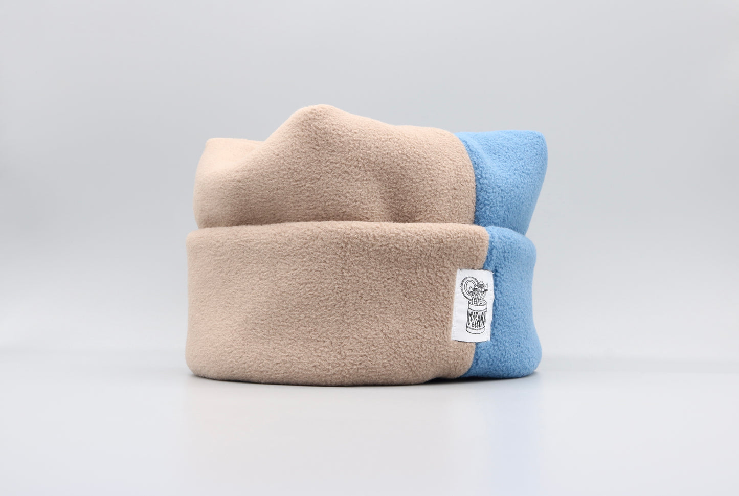 Light Brown/Blue