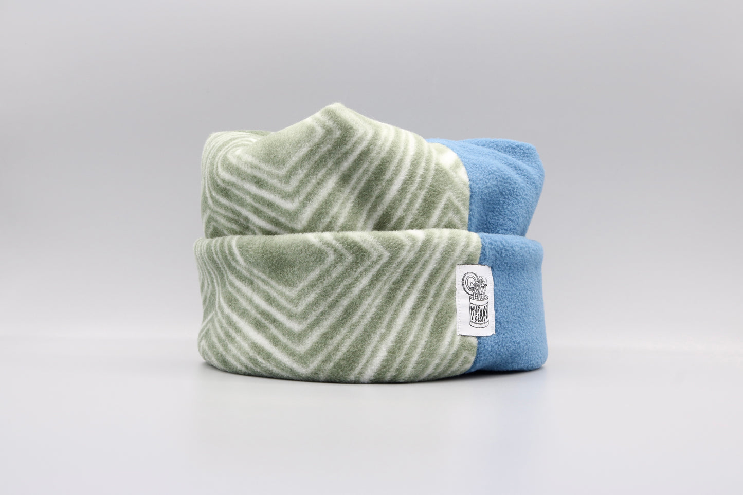 Green Geometric Pattern/Blue