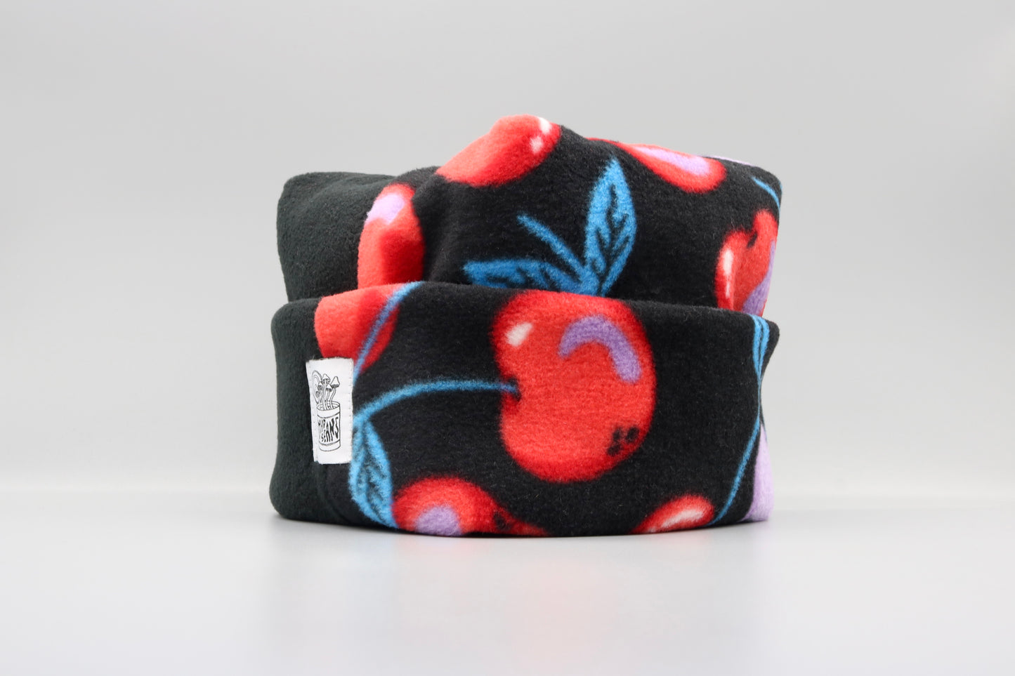 Black/Cherries