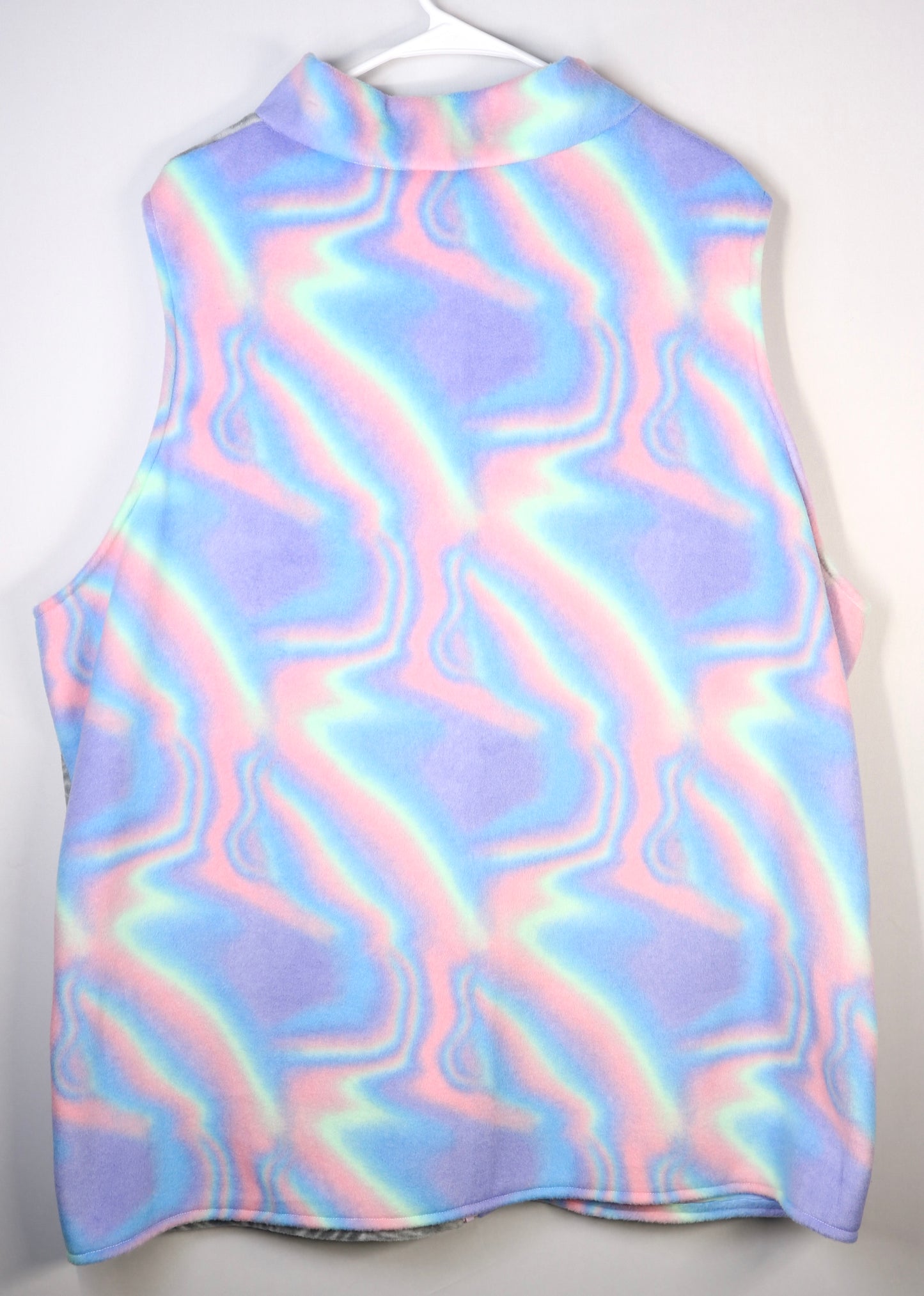 XL TALL - Pastel Tie-Dye and Gray Geometric Pattern