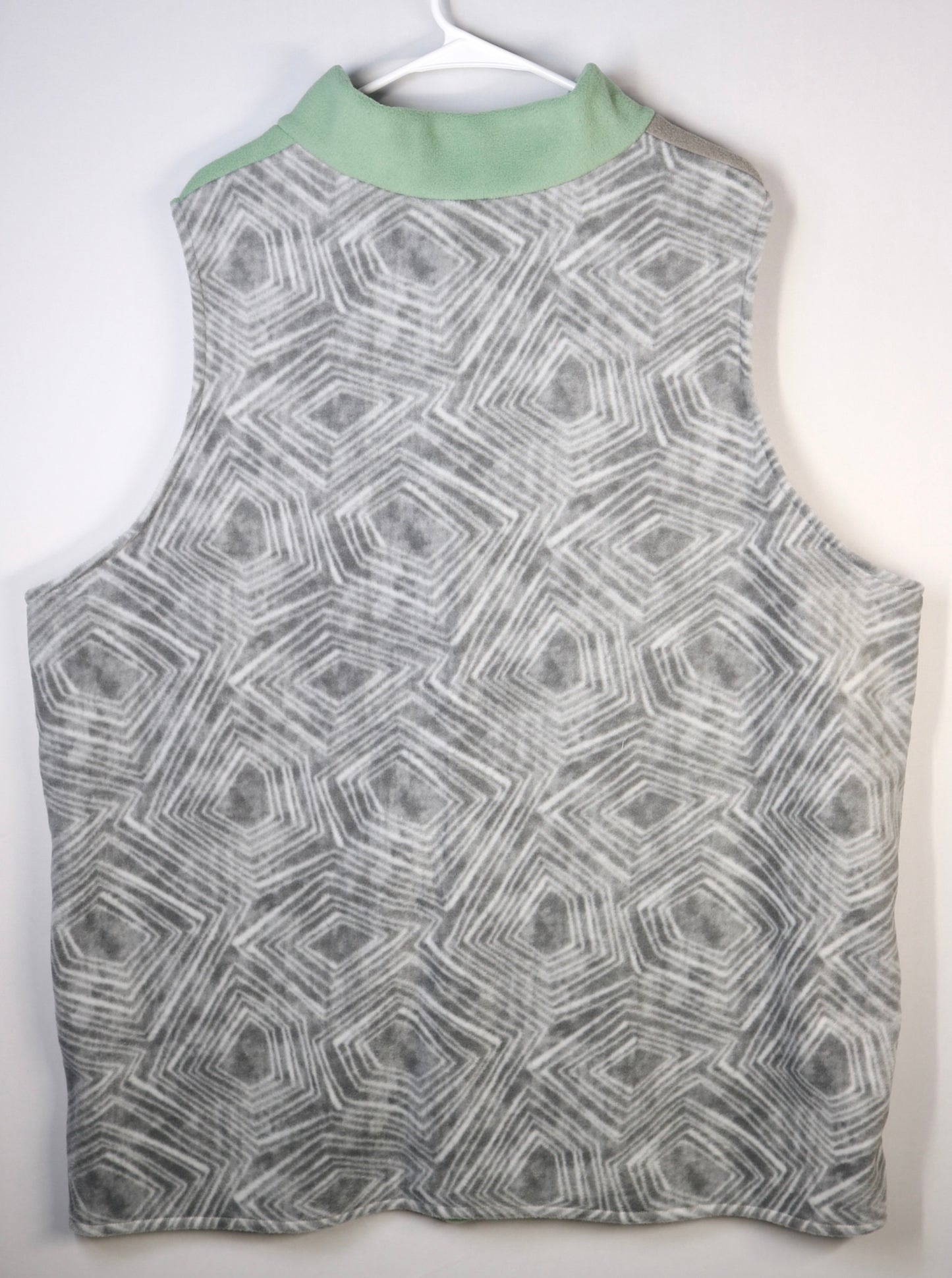 XL TALL - Gray Geometric Pattern and Sage