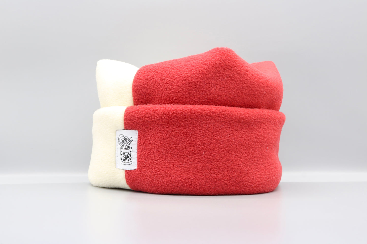 Cream/Red