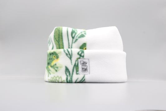 Frogs/White