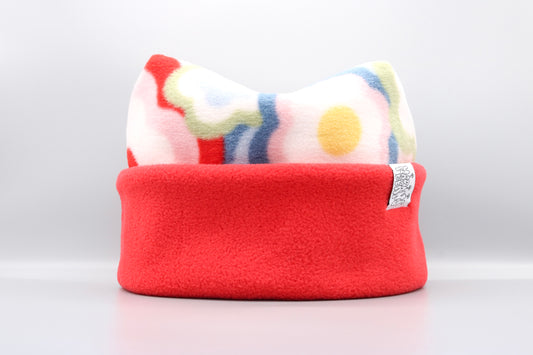 Retro Flowers and Red