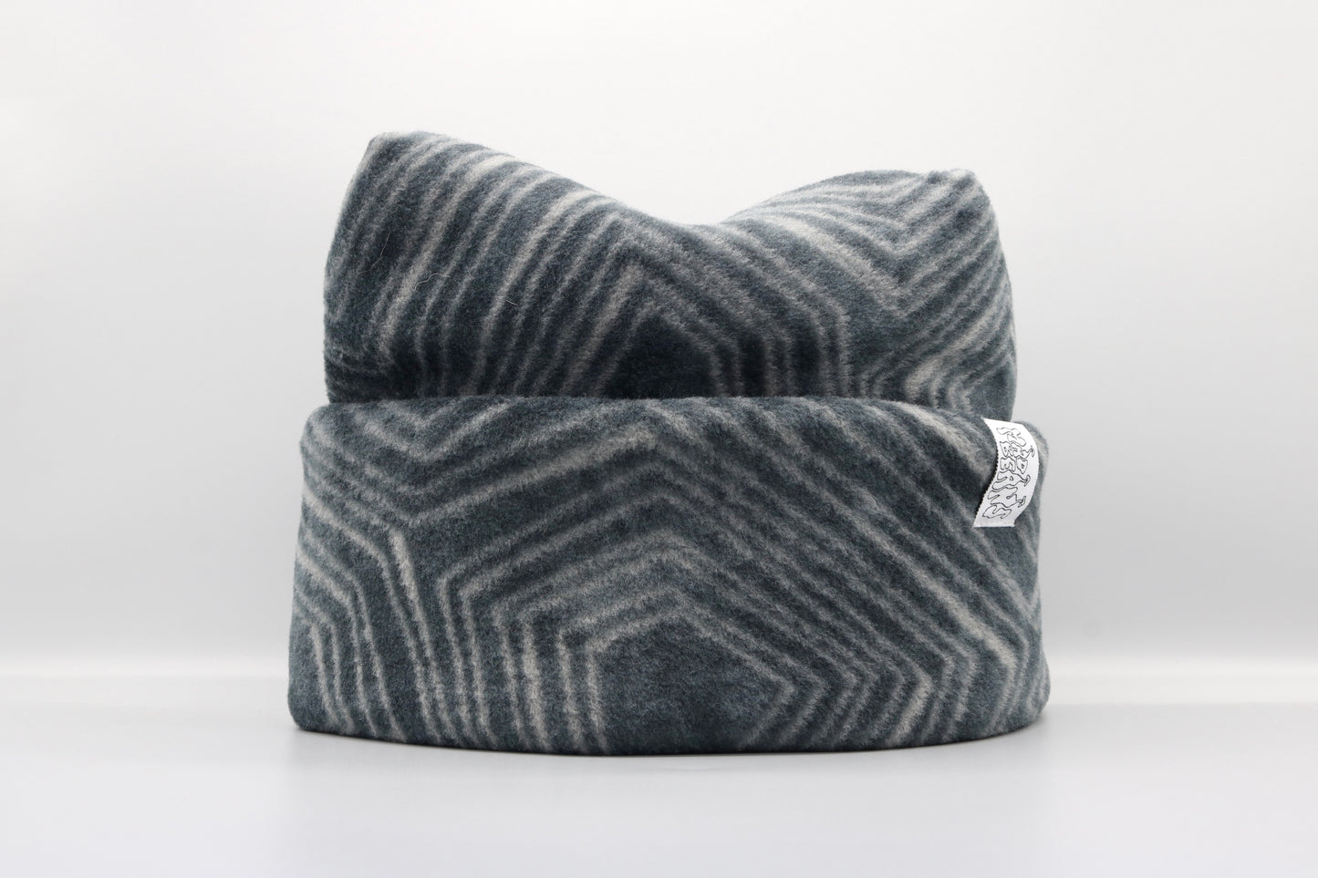 Gray Geometric Pattern