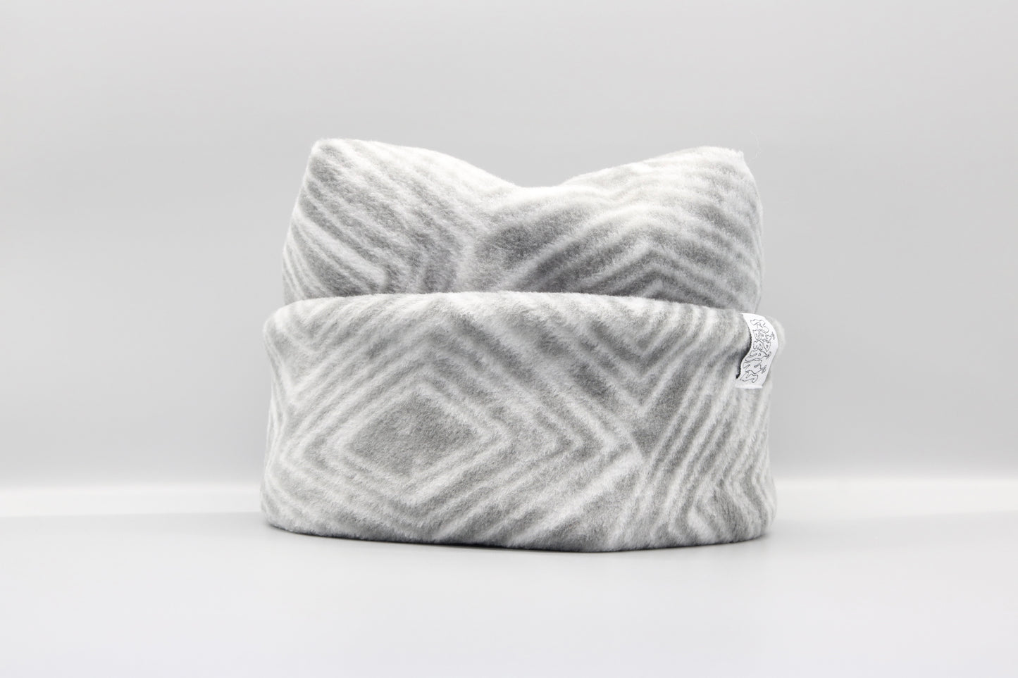 Gray Geometric Pattern
