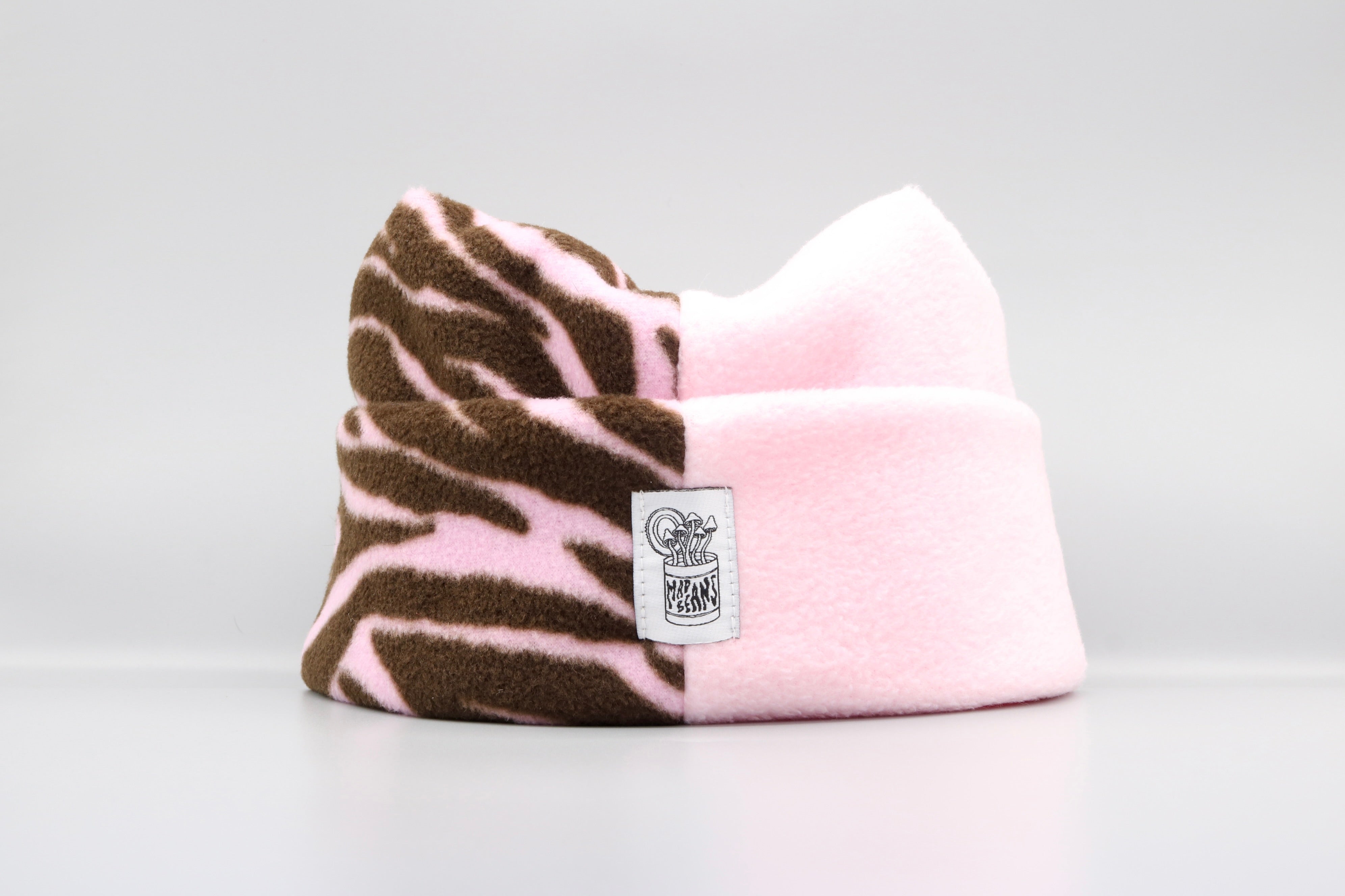 ダッフィー ビーフ500gベニソン500g Zebra/Baby Pink – MadBeans Beanies